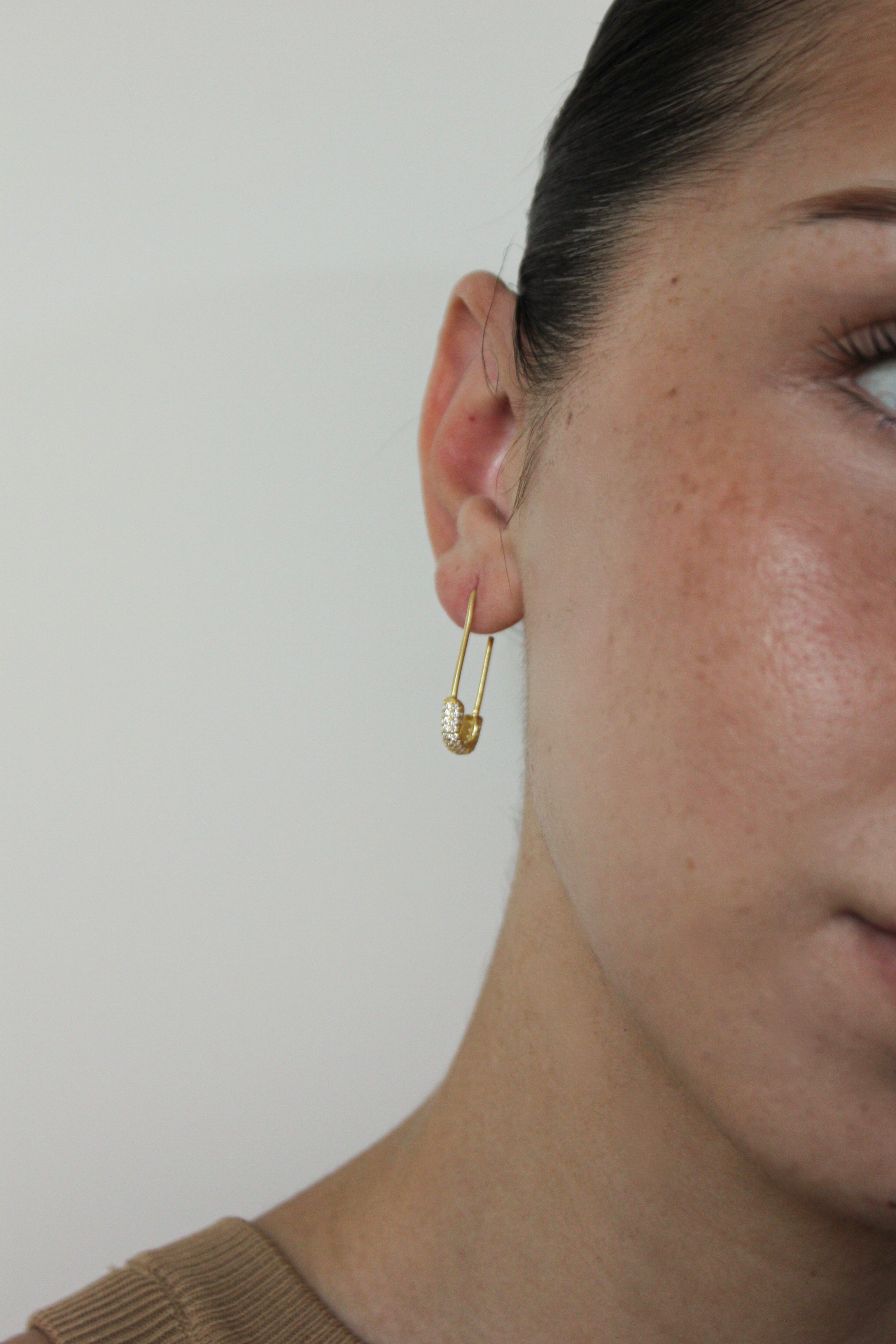 Lilou Sicherheitsnadel Ohrring