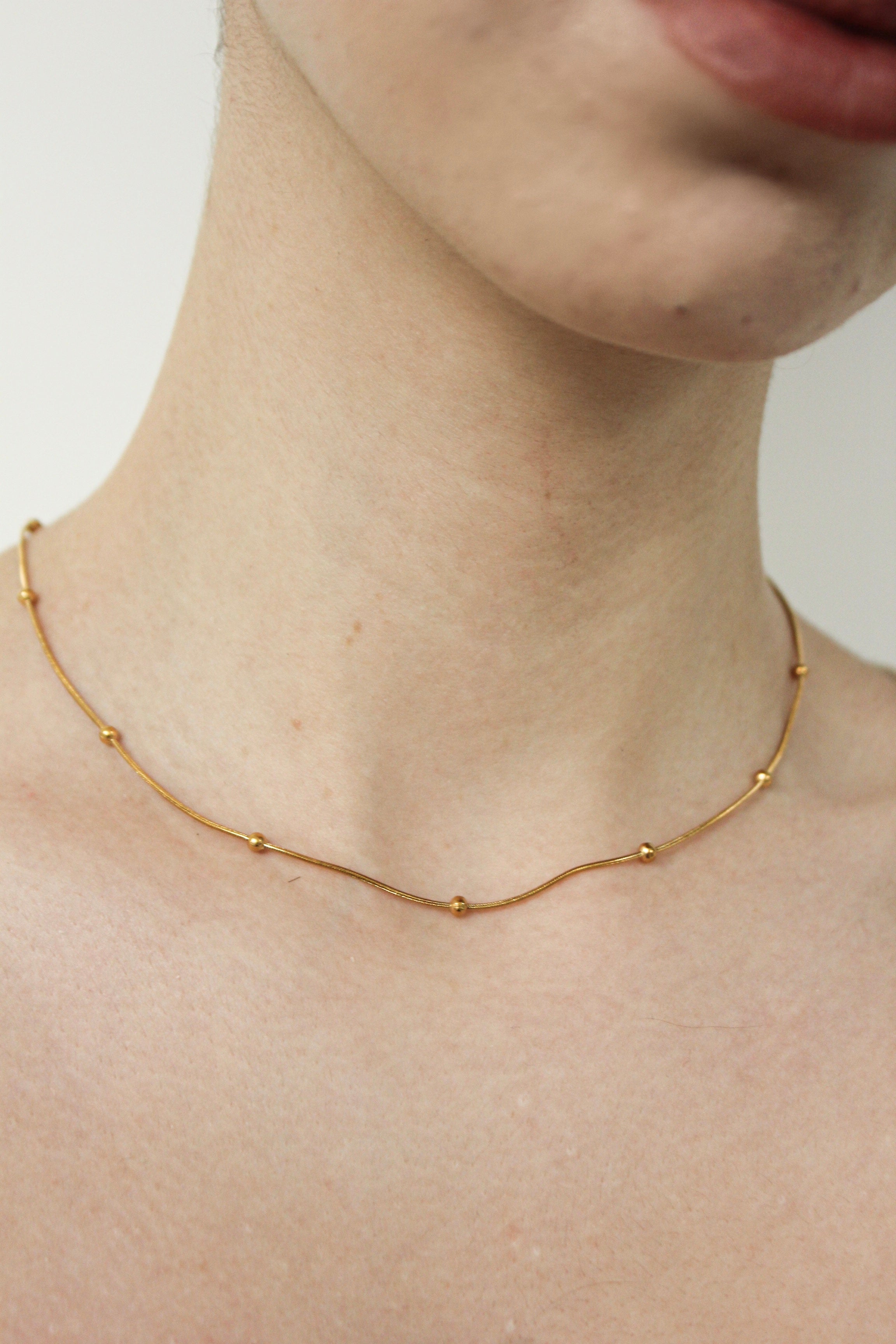 Goldene Perlen Halskette