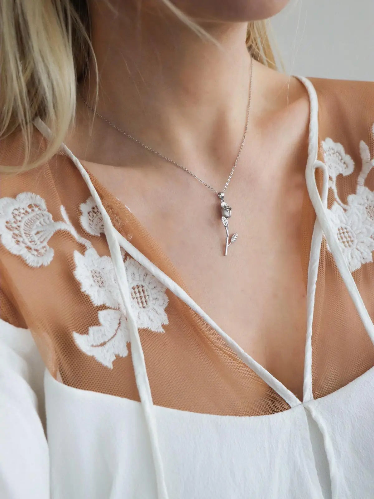 Rohi Rose Halskette - Bonheur Jewellery